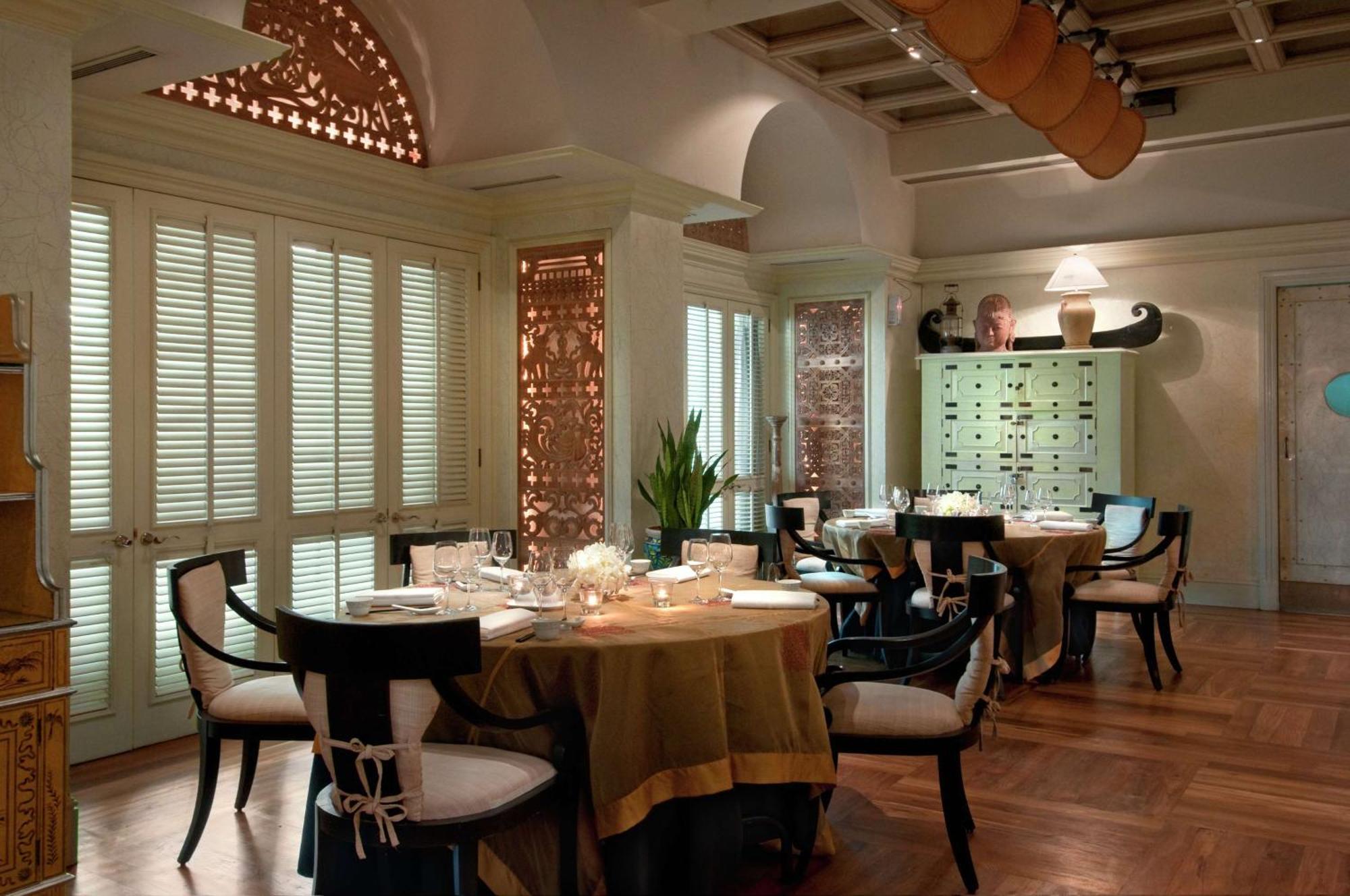 希尔顿孟买国际机场酒店 外观 照片 The interior of the restaurant
